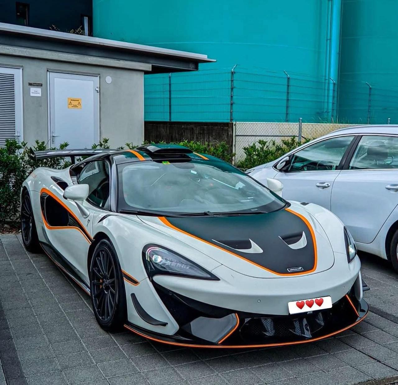 2022 McLaren 620R